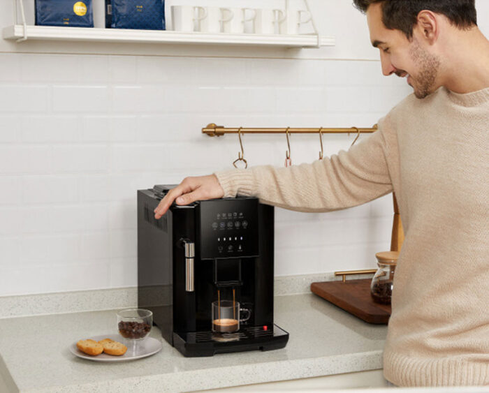 ARG60 Super-Automatic Espresso Machine with Steam Wand - Image 5