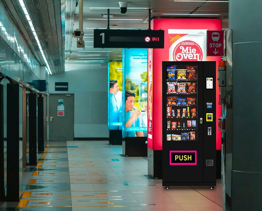 1036AR Snack Vending Machine in Metro Station