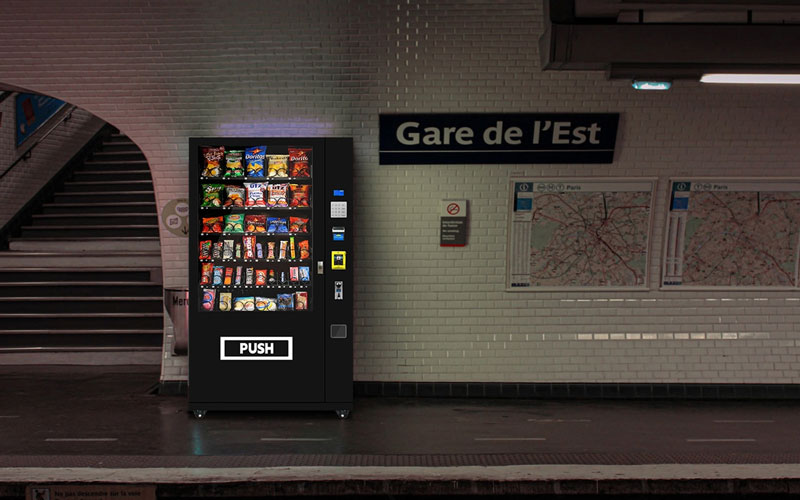 60-slot vending machine for snacks and beverages 